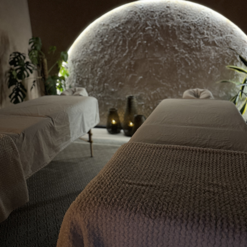 Romantic Escape fo to - Image 2